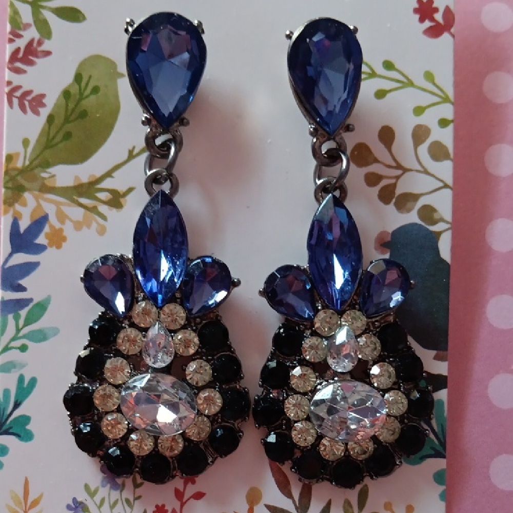 Elegant Rhinestone Dangle Drop Earrings New!